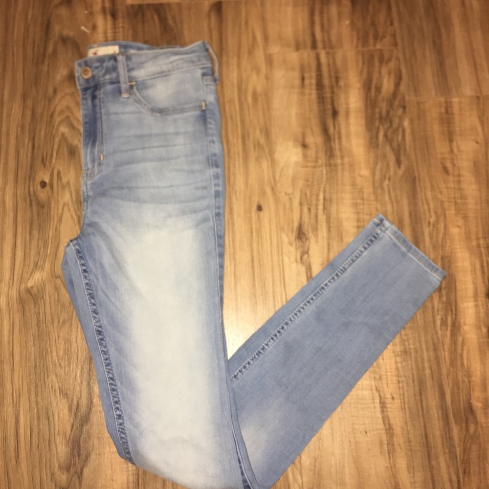 skinny hollister jeans